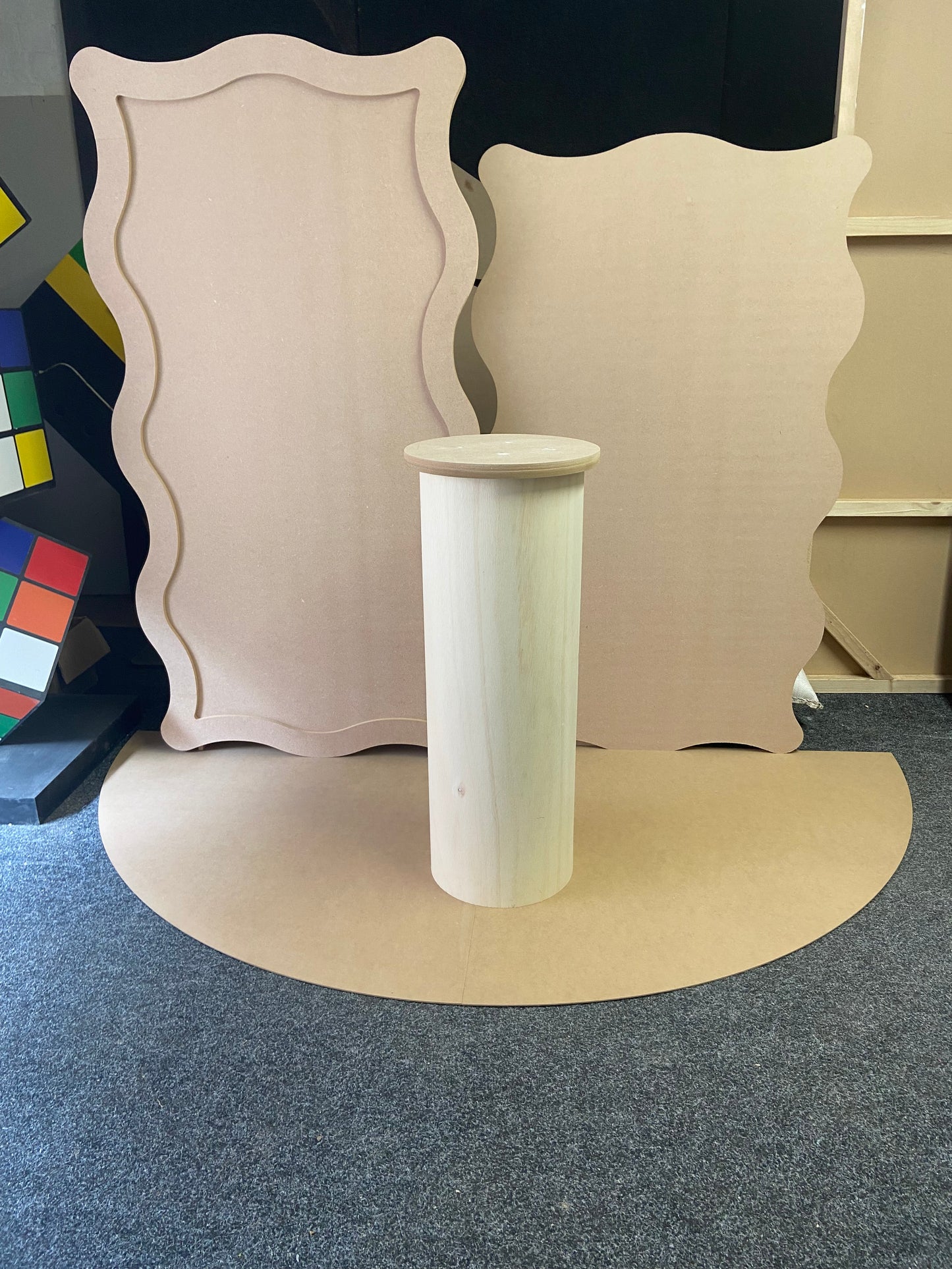 Round Plinth