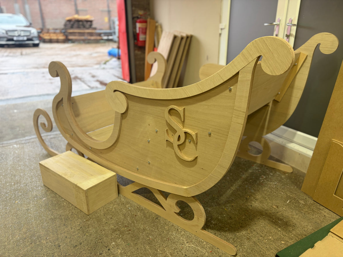 Dashers Santa sleigh indoor