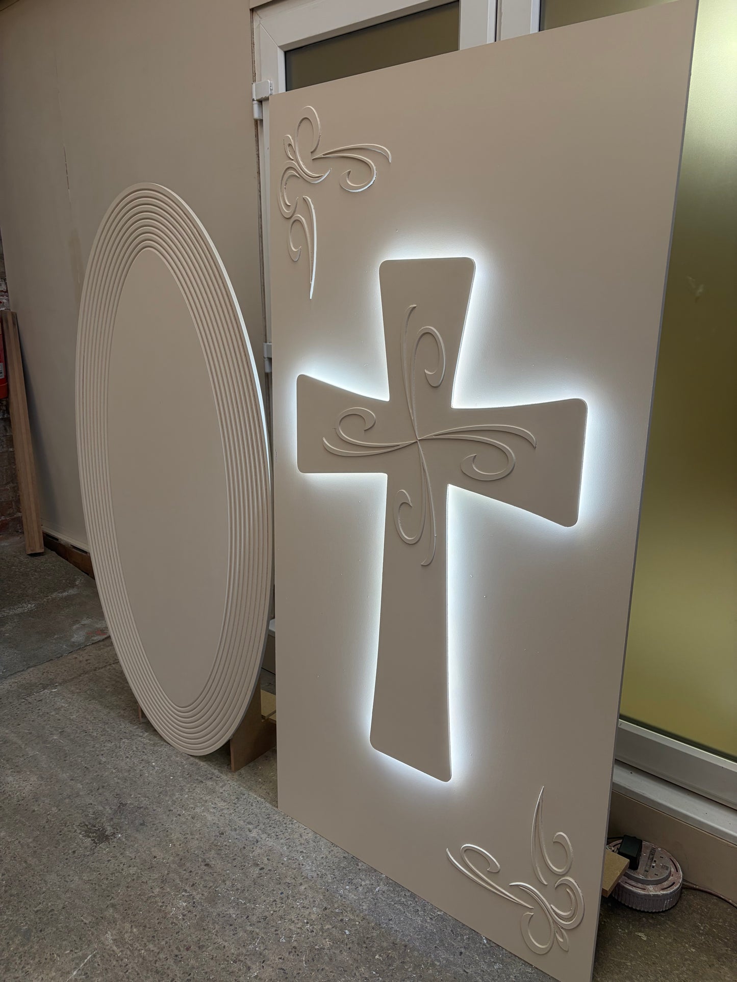 Silhouette Cross Sailboard