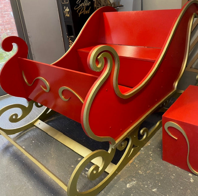 FULL SIZE SANTA SLEIGH (PAINTED)